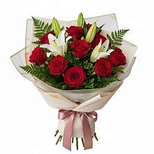 Букет цветов из:  Лилии и Розы в Тырныаузе