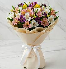 Букет цветов из:  Альстромерии в Тырныаузе