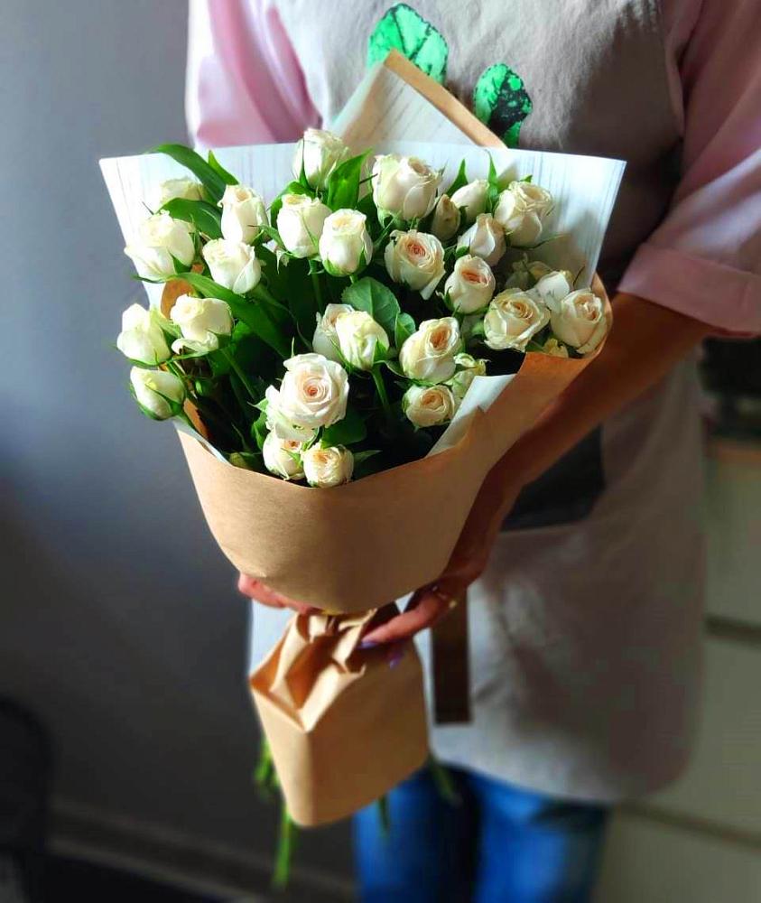 Букет цветов из: Розы в Тырныаузе
